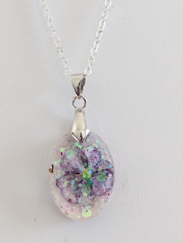 Robs Silver Spook African Violet Flower Preserved In A Resin Necklace - Image 8