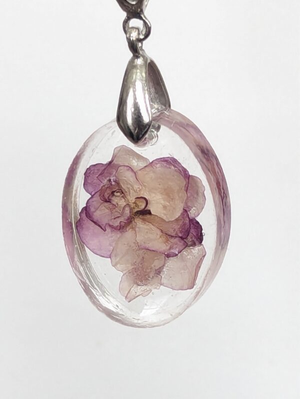 Ness Satin Rose African Violet Preserved In A Resin Pendant - Image 4